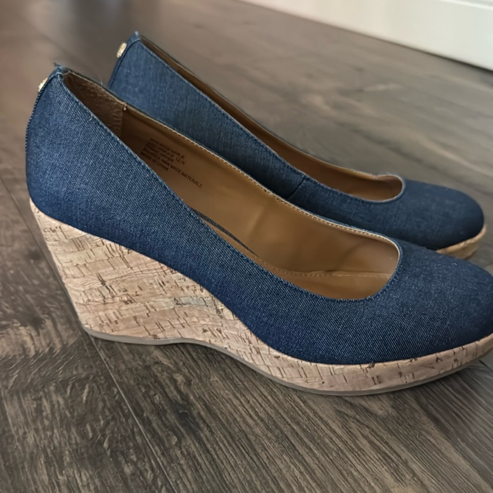 BASS denim summer cork round toe wedge heels us women's size 9.5 EUC.
